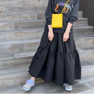 mite 볼륨 캉캉 스커트 블랙