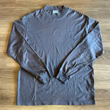 LIFILl 리필 모크넥 긴팔 티셔츠