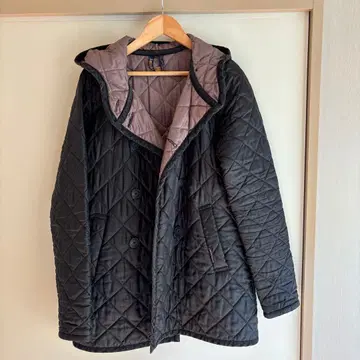 라벤햄 블랙 퀼팅 자켓 후드 부착