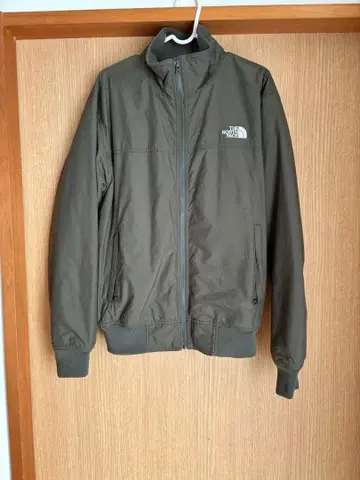 THE NORTH FACE 나일론 자켓 L 사이즈 올리브 그린