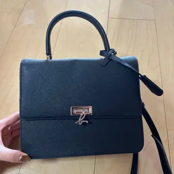 아네스베 숄더백