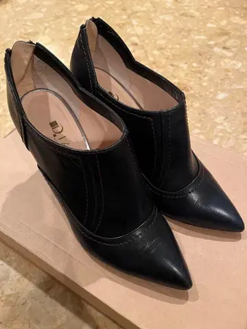 DIANA 블랙 네이비 하이힐 스틸레토