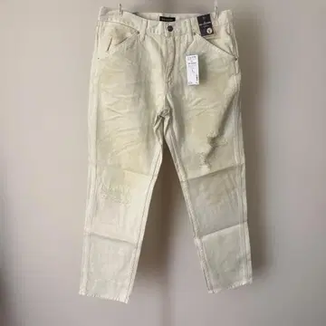 화이트 데님 팬츠 데미지 가공