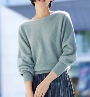 쿠미쿄쿠 컬러 폭스 돌먼 슬리브 니트 미사용