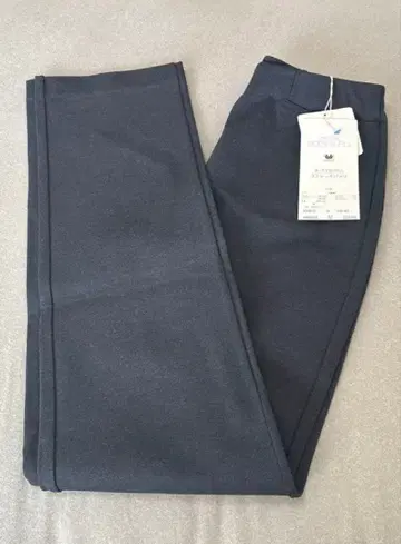 [ 택 포함 새상품 sizeM ] 와코루 여성용 스트레치 팬츠 M