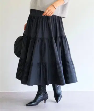 (미사용) 비어즐리 플리츠 캉캉 스커트 다크 그레이 사이즈 2