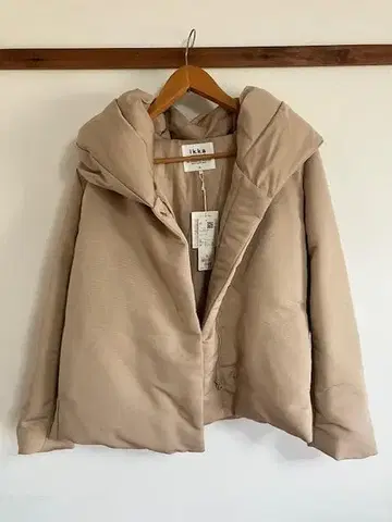 [ 미사용품 ] ikka 베이지 다운 자켓 L 사이즈