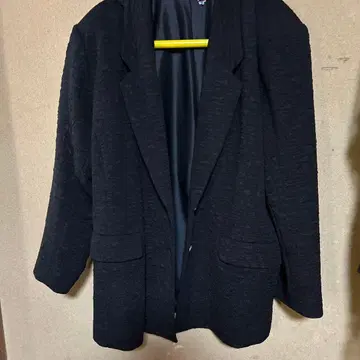 블랙 테일러드 자켓 로고 버튼 포함, 패턴 원단 LL