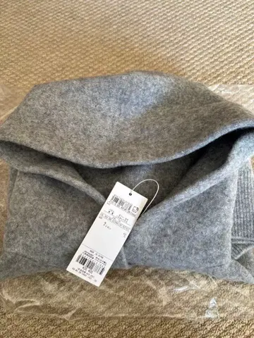 23구 니트 스웨터