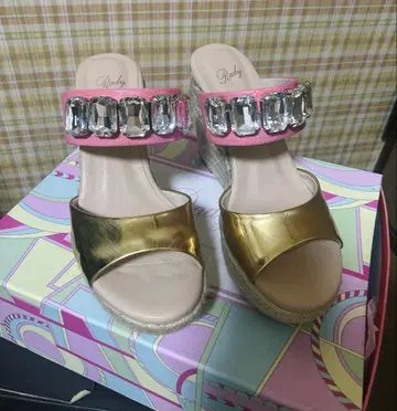 Rady 벨트 비쥬 웨지 샌들