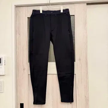 미사용 새상품 브리핑 라텍스 슬림 팬츠 네이비 S