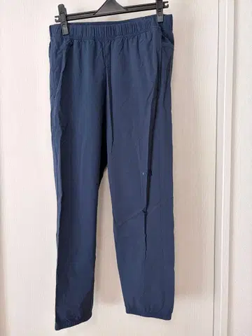 플렉서블 앵클 팬츠/나일론/네이비 NBW42388