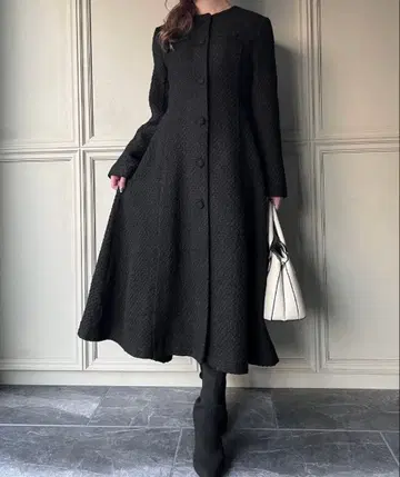 JUNOAH 트위드 롱 플레어 코트