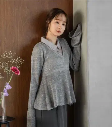 mideal 페플럼 스팽글 니트 그레이