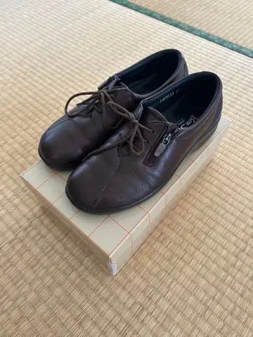 Bon Step 브라운 가죽 로퍼