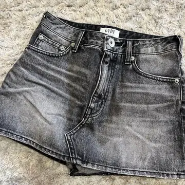 GYDA 블랙 데님 미니 스커트