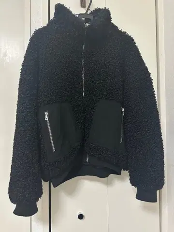 리버서블 보아 자켓 블랙