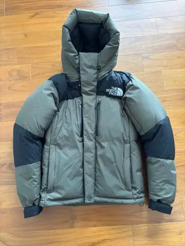 THE NORTH FACE 발트로 라이트 자켓 뉴토프 S 사이즈