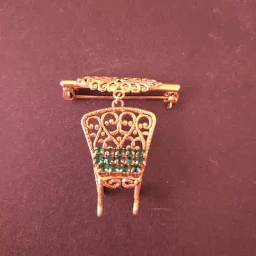 빈티지 브로치 의자