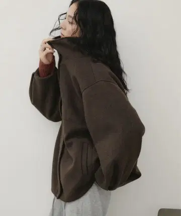 스탠드 칼라 멜톤 미들 코트