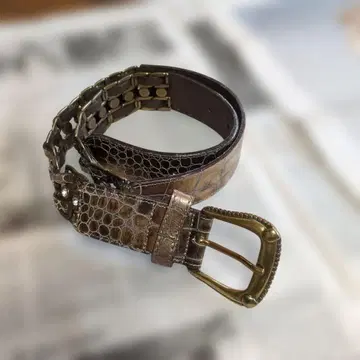 이탈리아제 브라운 크로커다일풍 벨트 스터드 부착