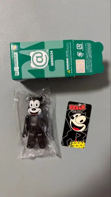 미개봉 베어브릭 펠릭스 시리즈 24 animal
