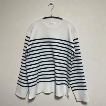 URBAN RESEARCH DOORS 스트라이프 디자인 긴팔 니트
