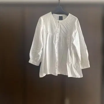 tandey 늑대와 올빼미 화이트 긴팔 셔츠