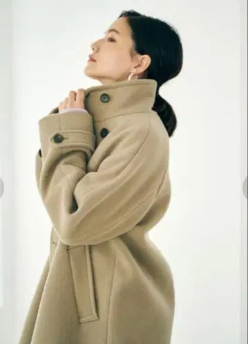 소프트 멜탄 스탠드 칼라 코트