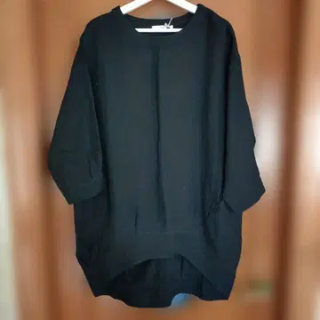 새상품 미사용 택 포함 나추카라 블랙 긴팔 튜닉