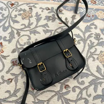 Dr.Martin 가죽 숄더백 블랙