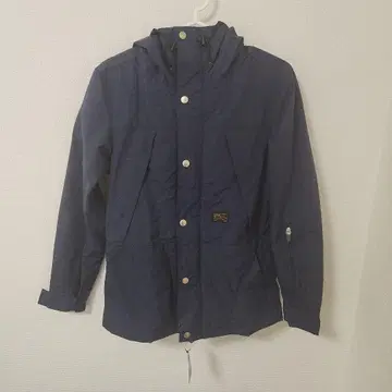 네이비 후드 부착 마운틴 파카