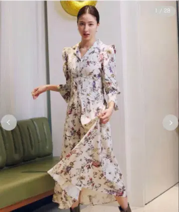 택 포함 미사용 새상품 스나이델 뷔스티에 라이크 프린트 원피스