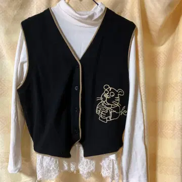 니트 블랙 베스트 귀여운 호랑이 자수 포함