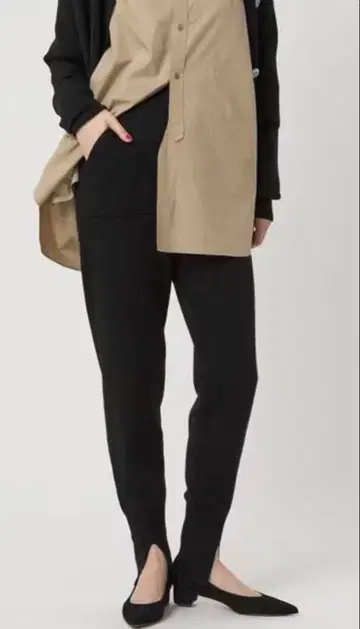 conte 울 슬릿 니트 팬츠 헨미 에미리 블랙