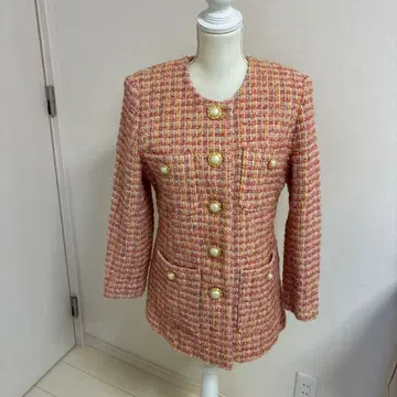 핑크 계열 트위드 노카라 자켓