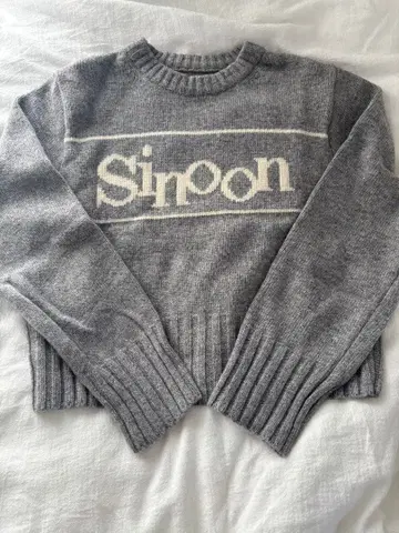 Sinoon 니트 스웨터 로고