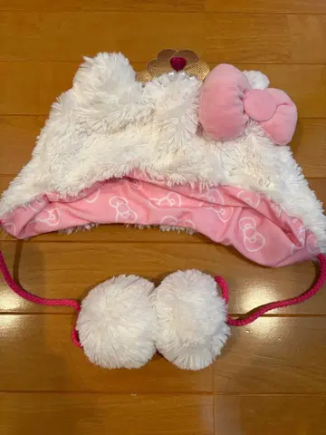 USJ 헬로키티 귀도리 모자 폼폼 포함