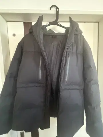 DUARIG 후드 부착 다운 자켓 블랙