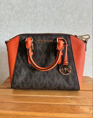 마이클코어스 숄더 가방