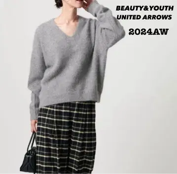 [ 거의 새상품 ] 현행 BEAUTY&YOUTH 폭스 캐시미어 V넥 니트