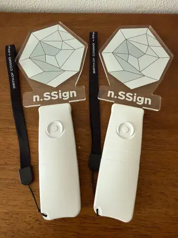 n.SSign 응원봉 2개 세트