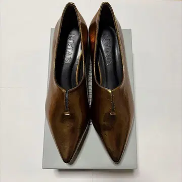 미사용 새상품 VIVIAN 펌프스 브론즈 LL