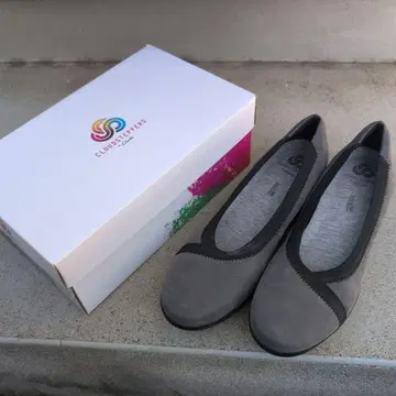 Clarks CLOUDSTEPPERS 그레이 플랫슈즈