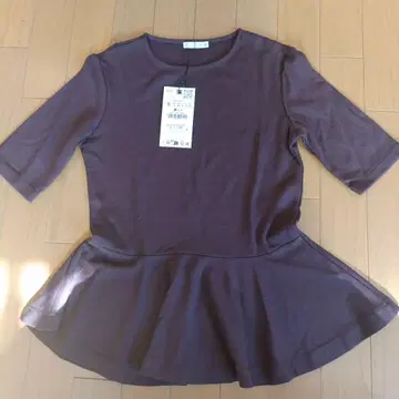 ZARA 페플럼 반팔 상의