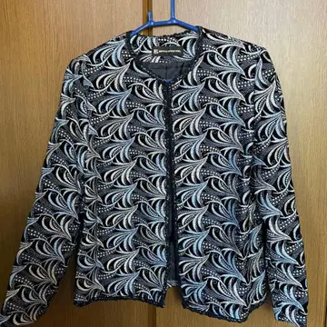 ROYAL SPENCER 자수 노카라 자켓