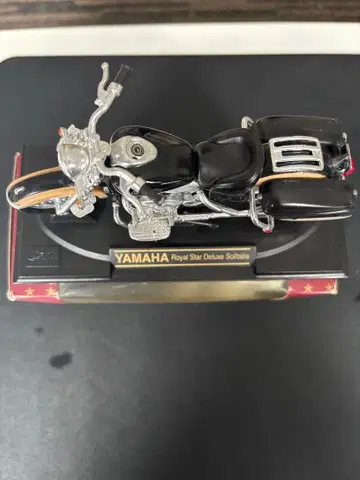 야마하 오토바이 로얄 스타 모형