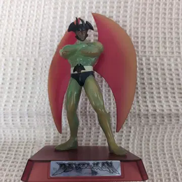 데빌맨 TV판 동상 피규어