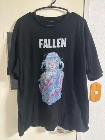 Fallen T셔츠 L사이즈 캐릭터 Amilige