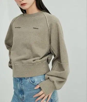 [새상품급] ADAM ET ROPE' 슬릿 리브 맨투맨